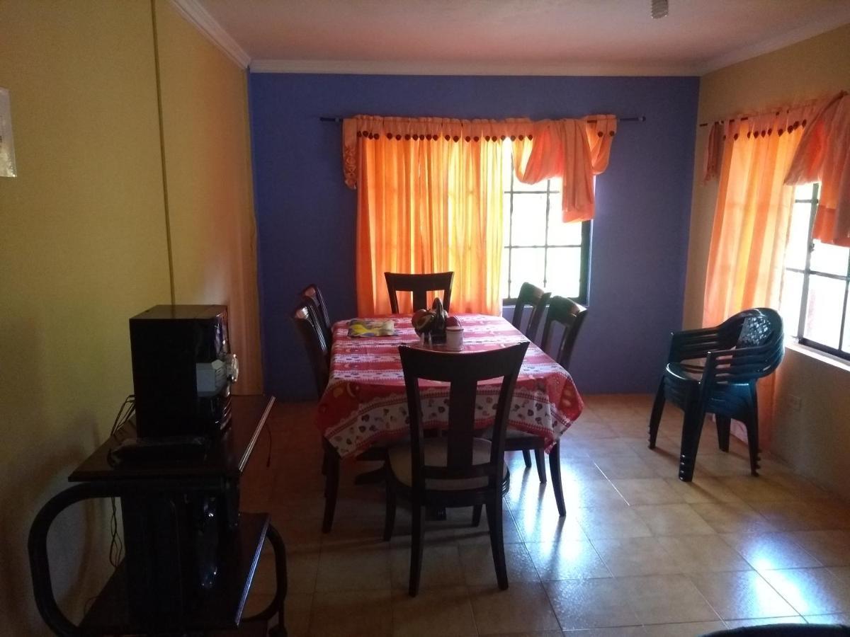 Posada Nativa Miss Casira San Andrés Buitenkant foto